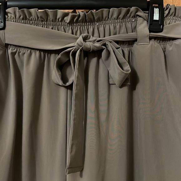 Stylus paper bag pants - Picture 2 of 5